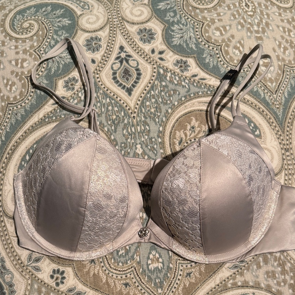 Victoria's Secret Silver Lace Bra